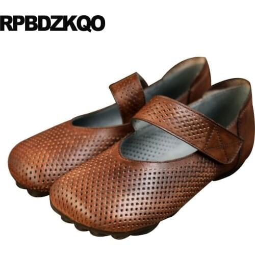 Hollow Out Brown Round Toe Traditional Chinese Shoes Ladies Vintage Ethnic Designer Flats Breathable Genuine Leather Women China