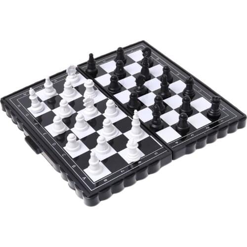 Huieson Magnetic Chess