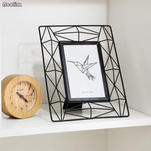 Iron Hollow Photo Frame Nordic Desktop Photo Holder Home Living Room Desktop Decoration Simple Transparent Glass Photo Frame