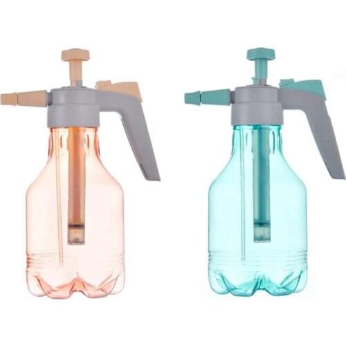 1.5L Watering Spray Bottle Munual Pressure Pump Spray Gardening Household Watering Can Water Ajustable Garden Sprayer
