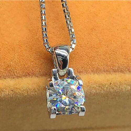18K White Gold Women Pendants Necklaces Moissanite Diamond 0.5 1 2 3 4 5 Carat Round Wedding Anniversary Engagement Party Gift