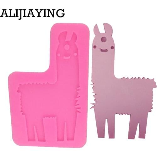 DY0064 DIY sheep shape silicone mold for key chains Accessories Pendant Resin Clay Mold crafts tools for jewelry
