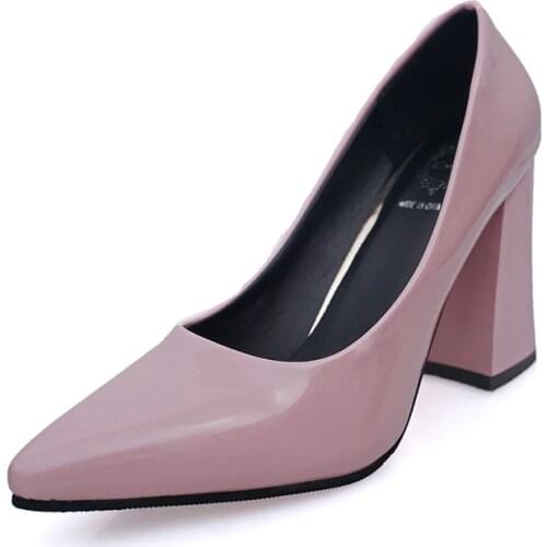 2019 early spring Korean version of the pointed patent leather 9CM single shoes fashion shallow mouth temperament high heels
