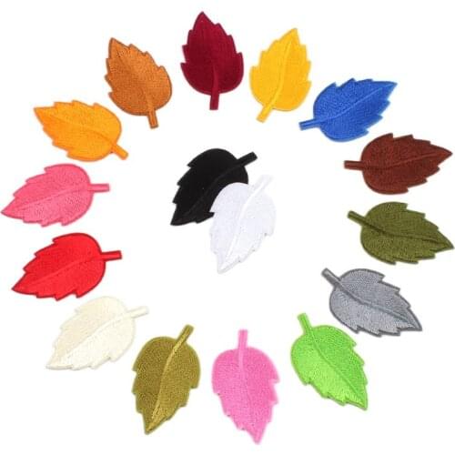 10pcs/lot Cartoon Leaf Patch Iron On Sew On Maple Stickers For Backpack Jeans Coats Shoes Badge Garments Appliques Accessories