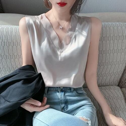 Fashionable Satin Camisole Female Outer Wear with A Suit Inner Base Simple Sleeveless Satin French Blouse womens fashion