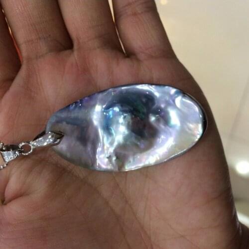Nice 25*35mm handmade shell unique shape pendant