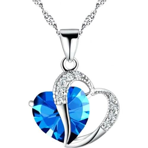 Pendant Necklace Cubic Zirconia Inlaid Jewelry Gift Heart Shape Women Fashion Pendant Necklace for Daily Life Memory Jewelry