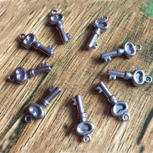10pcs/lot hot sale Stainless Steel Key Floating Charms Pendant 7.8*20mm Silver Tone Charm For Bracelet Necklace Jewelry Findings