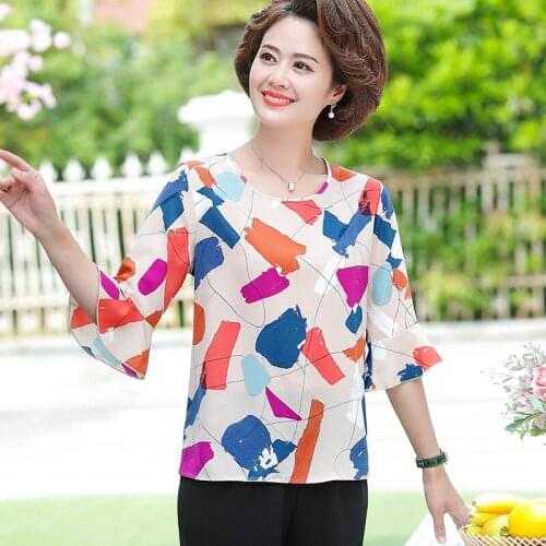 Big Size 4XL 5XL Middle Age Women Chiffon Tshirt O-neck Loose Casual T shirts Spring Summer Plus size Elegant Tops Tee shirts