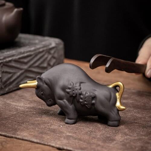 Purple Clay Tea Pet Handmade Cattle Figurine Ceremony Accessories Home Table Decor Ornament Discoloration Tea Pet