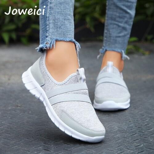 Women Casual Shoes Lightweight Flat Fitness Shoes Women Sneakers Slip on Breathable Walking Jogging Shoes Women Trainers