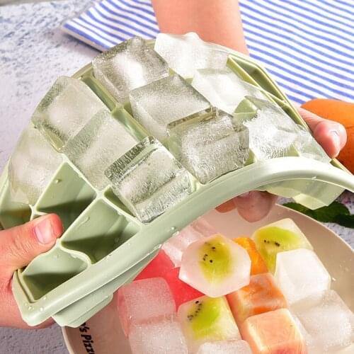 Ice Mold Silicone Ice Cube Maker Trays with Lids for Freezer Icecream Cold Drinks Whiskey Cocktails Kitchen Tools Accessories