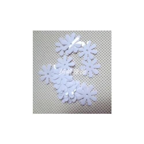 Sewing supplies DIY Material Garments DIY decorative material 15mm eight-petal plum flake sequins solid PVC bead sequins