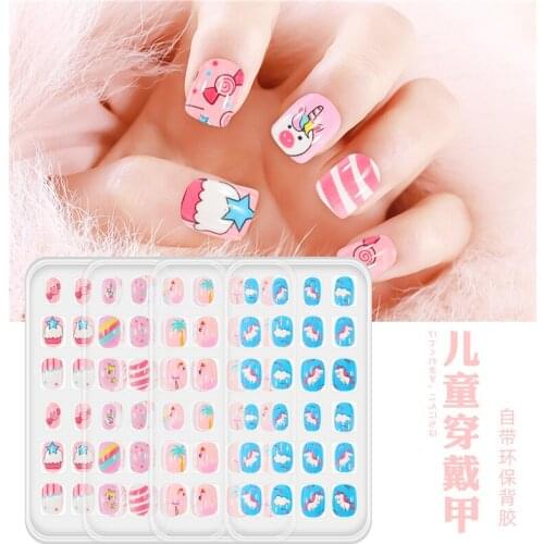 24PCS Candy False Nail Tips Press On Children Cartoon Full Cover Kid Glue Self Fake Nail Art for Girls Manicure Tips Nail Decor