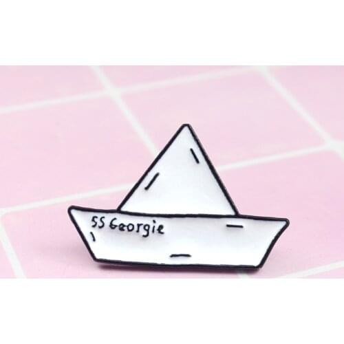 SS Georgie paper boat Enamel badge Stephen Kings IT Cartoon origami brooch Paper boat maiden voyage Cowboy lapels pin