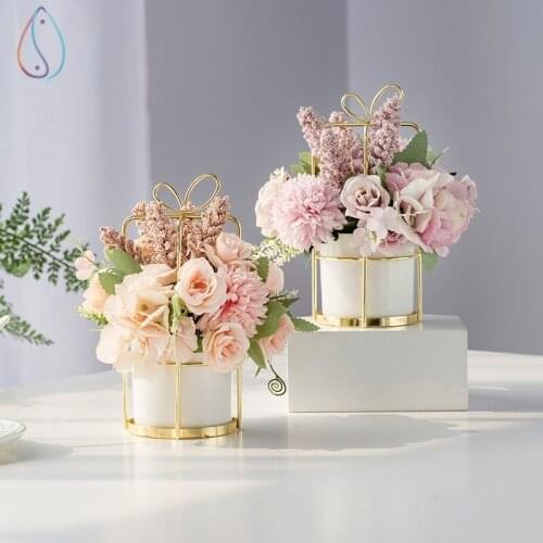 Toilet decorations, small ornaments, hand washing table, vase, tea table, dining table, three-dimensional indoor artificial