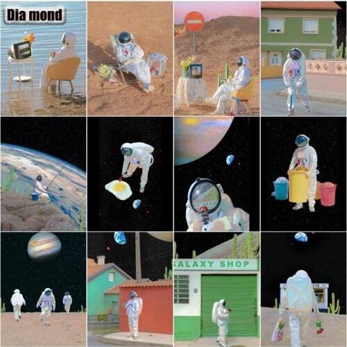 Full Square/Round Diamond Painting Outer Space Landscape Diamond Embroidery Astronaut Rhinestones Mosaic Wall Art Decoration