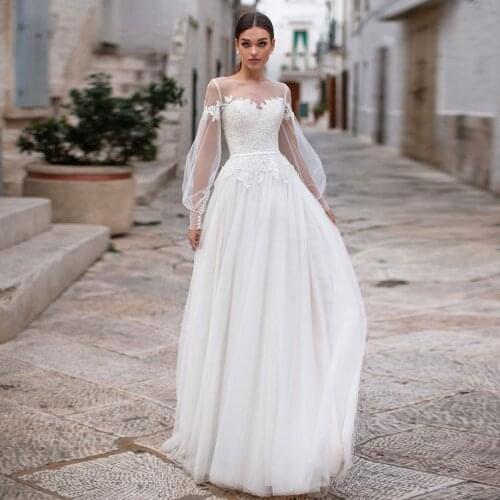Princess Wedding Dresses with Lantern Sleeves Delicate Lace Applique White/ Ivory Wedding Gowns Robe De Mariee Plus Size