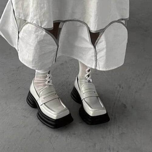 2021 Autumn Brogue Shoes Korean Style Square Toe Small Leather Flat Platform Boats Shoes Woman White Loafers Shoe Zapatillas