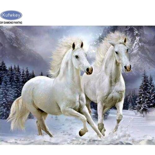 Diamond embroidery winter snow paintings 5d diamond painting two horse full diamond mosaic picture of rhinestones cross-stitch