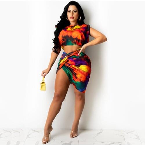 Rainbow Painted Two Piece Set Women Skirt Sleeveless Crop Top and Side Split Pleated Mini Skirts Hispter Clubwear Bandage Suit