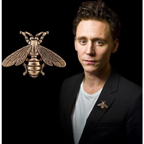 Vintage Cute Insect Bee Brooch Pin Metal Needle Fashion Shirt Suit Collar Lapel Pins Christmas Jewelry for Men Women Accessories