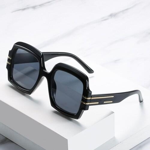 2021 Square Sunglasses Fashion Stylish Plastic Sun Glasses Summer Mens Decoration Women Vintage Eyewear Lentes De Sol Mujer