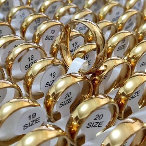 50pcs Gold Classic Wedding Rings 6mm Men Women Stainless Steel Band Engagement Rings Party Gift Lovers Ring Wholesale Jewelry