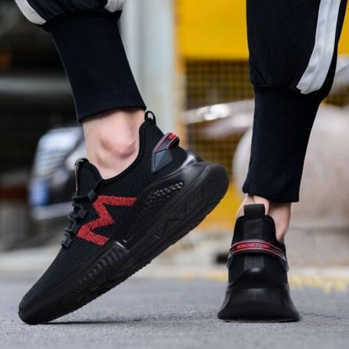 Mens casual single shoes, light and breathable, suitable for street shopping, comfortable mens shoes, flying knit mens shoes