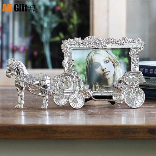5 Inch Classic Horse Carriage Photo Frames for Picture European Foto Frame Table Decor Christmas Gifts