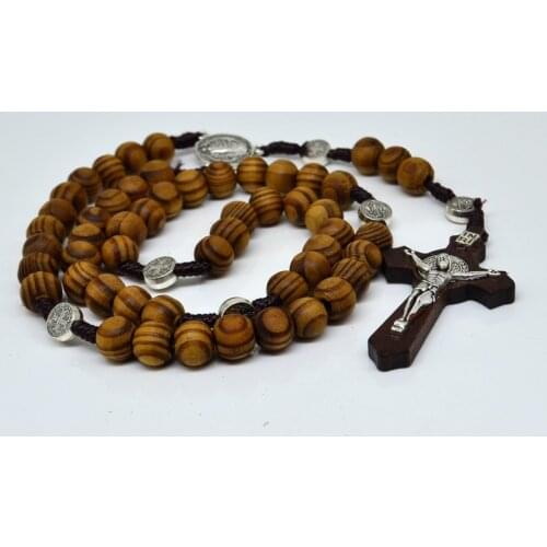 Pine Wood Rosary Beads Saint Benedict Medal INRI JESUS Cross Pendant Necklace Catholic Fashion Religious jewelry