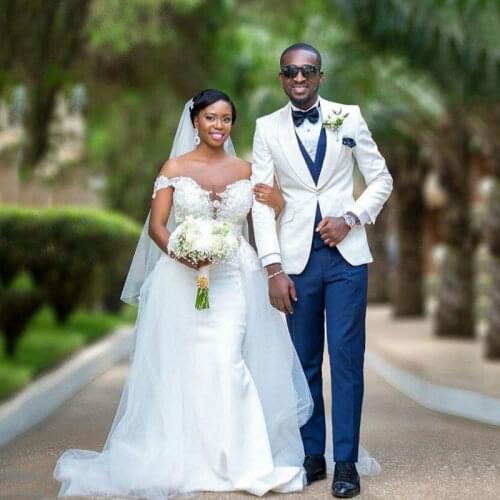 Casual Ivory Men Suits for Wedding Slim Fit Man Blazer Blue Pants and Vest Costume Homme 3Piece Terno Masculino Groom Tuxedos