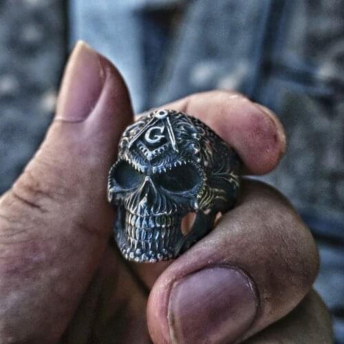 Unique Mens Punk Masonic Biker Skull Ring Detailed Pattern Silver Color Stainless Steel Ring Freemasonry Jewelry
