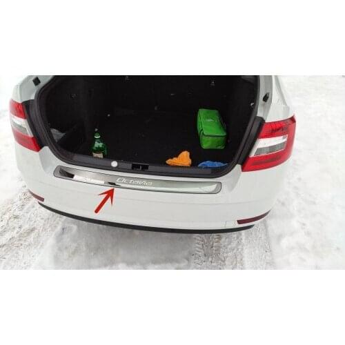 Stainless steel anti-scratch board for trunk threshold anti-scratch protection car accessories For Skoda Octavia 2015-2017