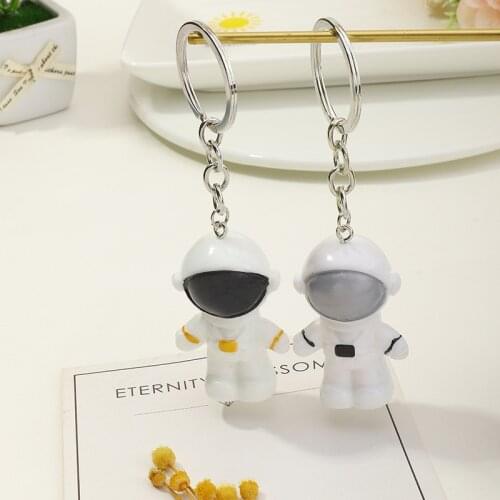 Cute Astronaut Doll Keychain for Women Spacesuit Cosmonaut Key Chains Accessories Kid Bag Girl Car Pendant Keychains Men Keyring