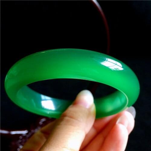 Natural Green Chalcedony Hand-carved Wide Band Bracelet Fashion Boutique Jewelry Women Green Agate Beauty Bracelet