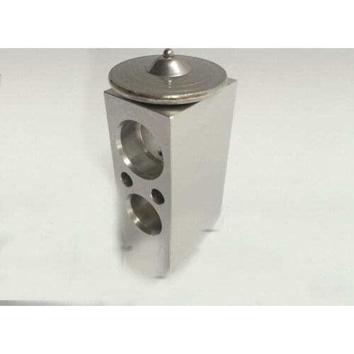 Excavator accessories for Komatsu PC200 220 300 360-7 expansion valve Carter 320C/D air conditioning expansion valve