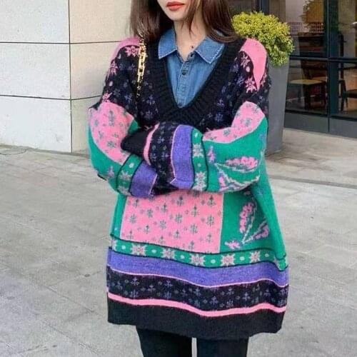 Autumn and winter womens retro fashion new sweater women loose V-neck long-sleeved knitted pullover blouse casual all-match