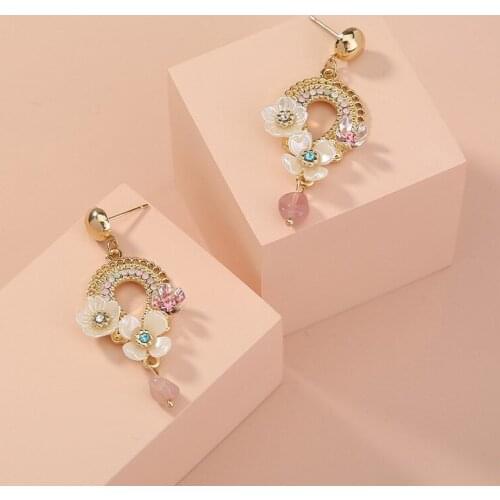 LovMi 2021 Bohemian Pearl Earrings Jewelry For Women White Pink Crystal Flower Ornaments Dangle Drop Earrings For Wedding Party