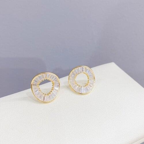 Hot Sale Exquisite CZ Twist Geometric Stud Earrings Unique Delicate 14K Gold Plated Earrings