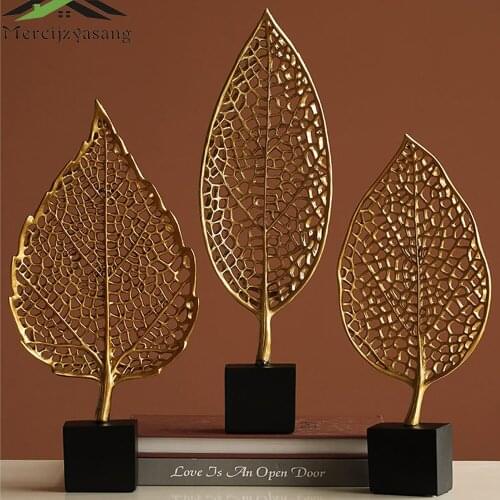 Creative Home Decoration Accessories for Living Room Gold Daintree Leaf Ornaments Office Desk Adornment Christmas Gift LBJ03