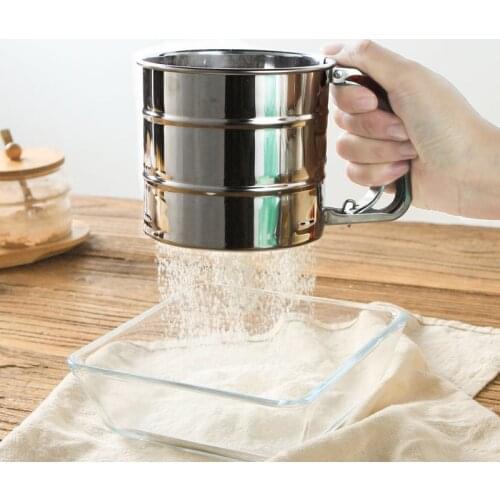 Hand-held Stainless Steel Flour Sieve Cup Powder Sieve Mesh Knife Baking kitchen Gadget For Cakes Hand-screened Sugar Mesh Sieve