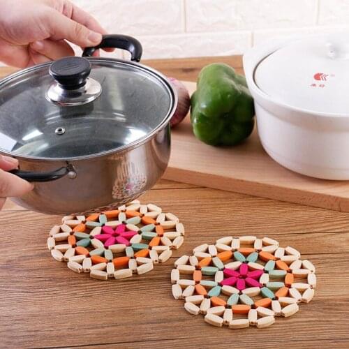 1PC 15cm Desk Table Mats Round Bamboo Place Mat Insulation Pads Against Hot Coasters Wooden Pot Cup Mat Kitchen Tool 1045A