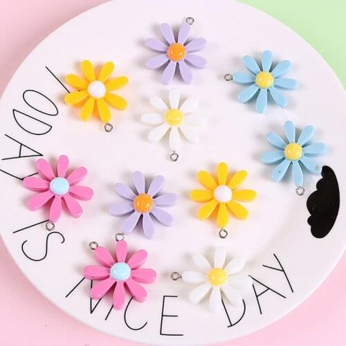 Wholesale 20PCS Girls Resin Daisy Flower Charms For Women Earrings Necklace Keychain Trinket For DIY Jewelry Making Accessories