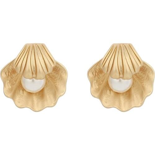 Unique Design Metal Shell with Pearl Stud Earrings for Women Fashion Vintage Statement Boho Gold Color Summer Jewelry Gifts R05