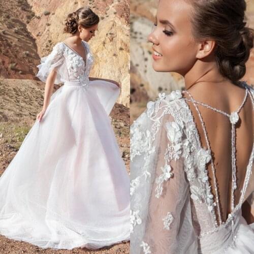 V-neck Betterfly Sleeves with Lace Applique Bling Bling Shiny Wedding Dress with Sequin Tulle Blush Bridal Dress with Jewelry