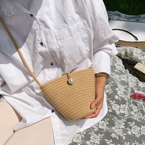 2020 Fashion Women Hand Woven Pearl Straw Bucket Bag Rattan Bohemia Style Beach Circle Beach Shoulder Bags Cossbody Handbags New