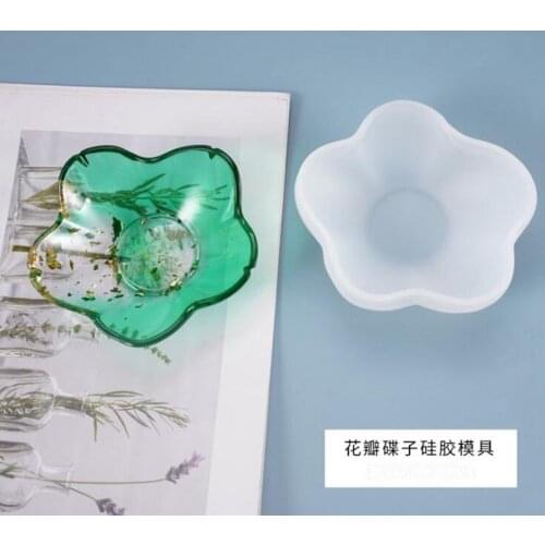 Crystal Epoxy Mold Petal Petal Mini Cute Dish Flowers Decoration Table Storage Mirror Surface Silicone Mold