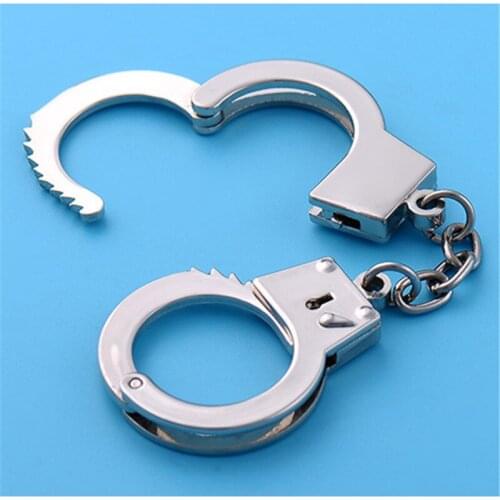 10pcs/Lot Hot Wholesale Silver Color Stylish Handcuffs Keychain Fashion Handcuffs Keyring Pendant Key Chain For Men Women