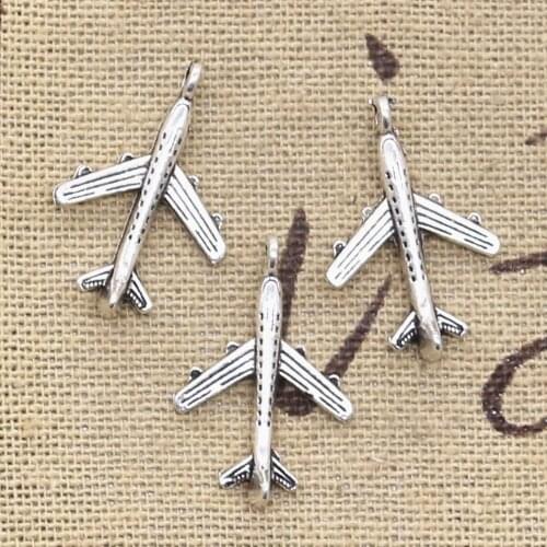 Hroryn Vintage Pendants